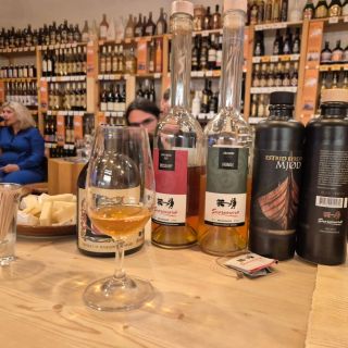 Včera jsme během klubové degustace konečně okoštovali tradiční dánské medoviny značky Snoremark a některé z nich určitě...